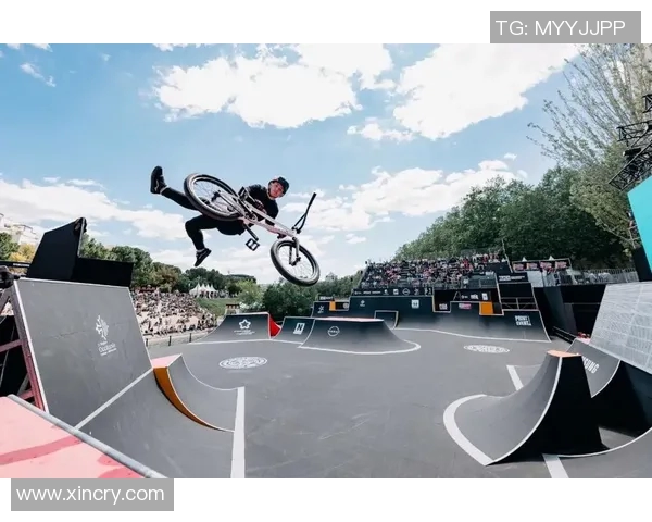 成都极限运动队引领速度革命探讨极限运动的未来发展与挑战 成都极限运动队引领速度革命探讨极限运动的未来发展与挑战