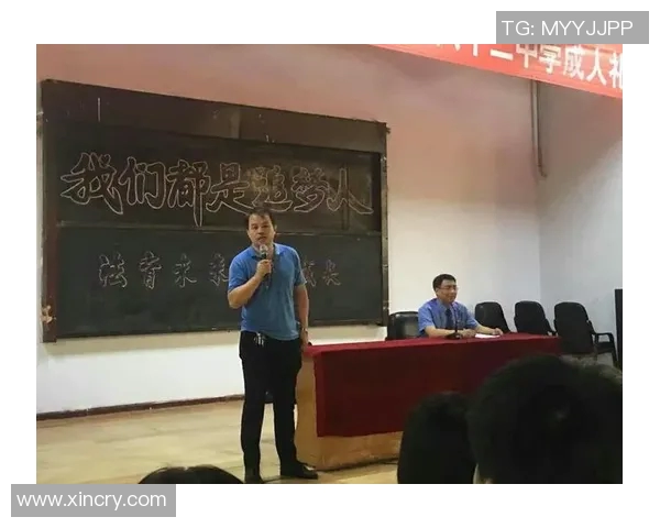 赵芳专访:深入探讨英雄联盟的成长与未来发展之路 赵芳专访:深入探讨英雄联盟的成长与未来发展之路