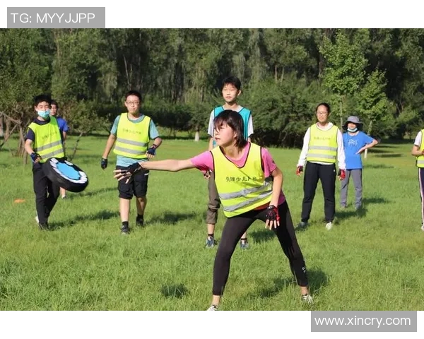 飞盘战术揭秘:深入解析上海飞盘队的区域防守策略与技巧 飞盘战术揭秘:深入解析上海飞盘队的区域防守策略与技巧