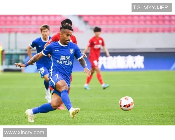 武汉足球队在足球团队协作排行榜中荣获第八名展现出强大团队精神与默契配合 武汉足球队在足球团队协作排行榜中荣获第八名展现出强大团队精神与默契配合