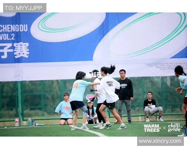 飞盘热潮席卷杭州聚焦杭州飞盘队的近期表现与发展潜力 飞盘热潮席卷杭州聚焦杭州飞盘队的近期表现与发展潜力